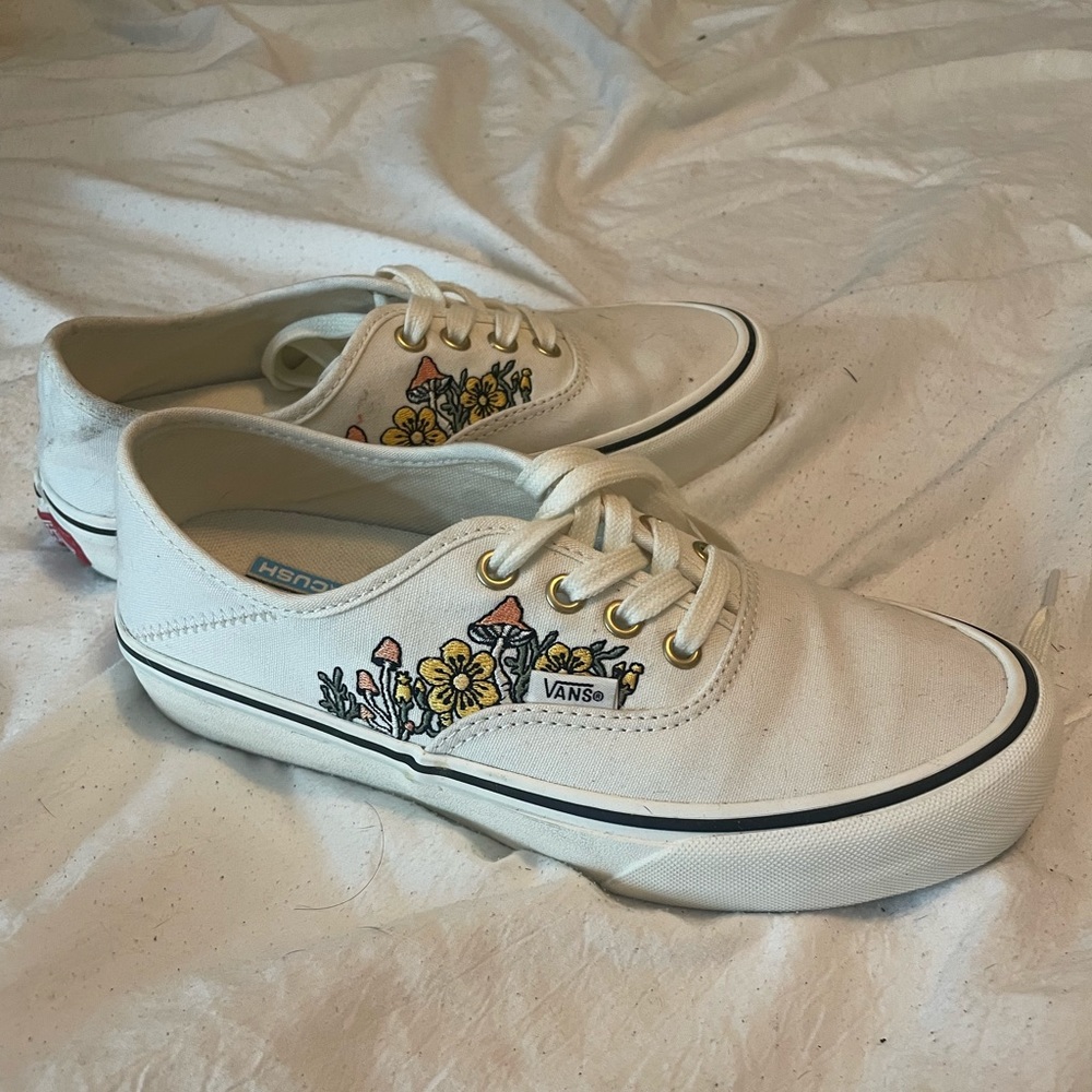 Mushroom Vans 🍄